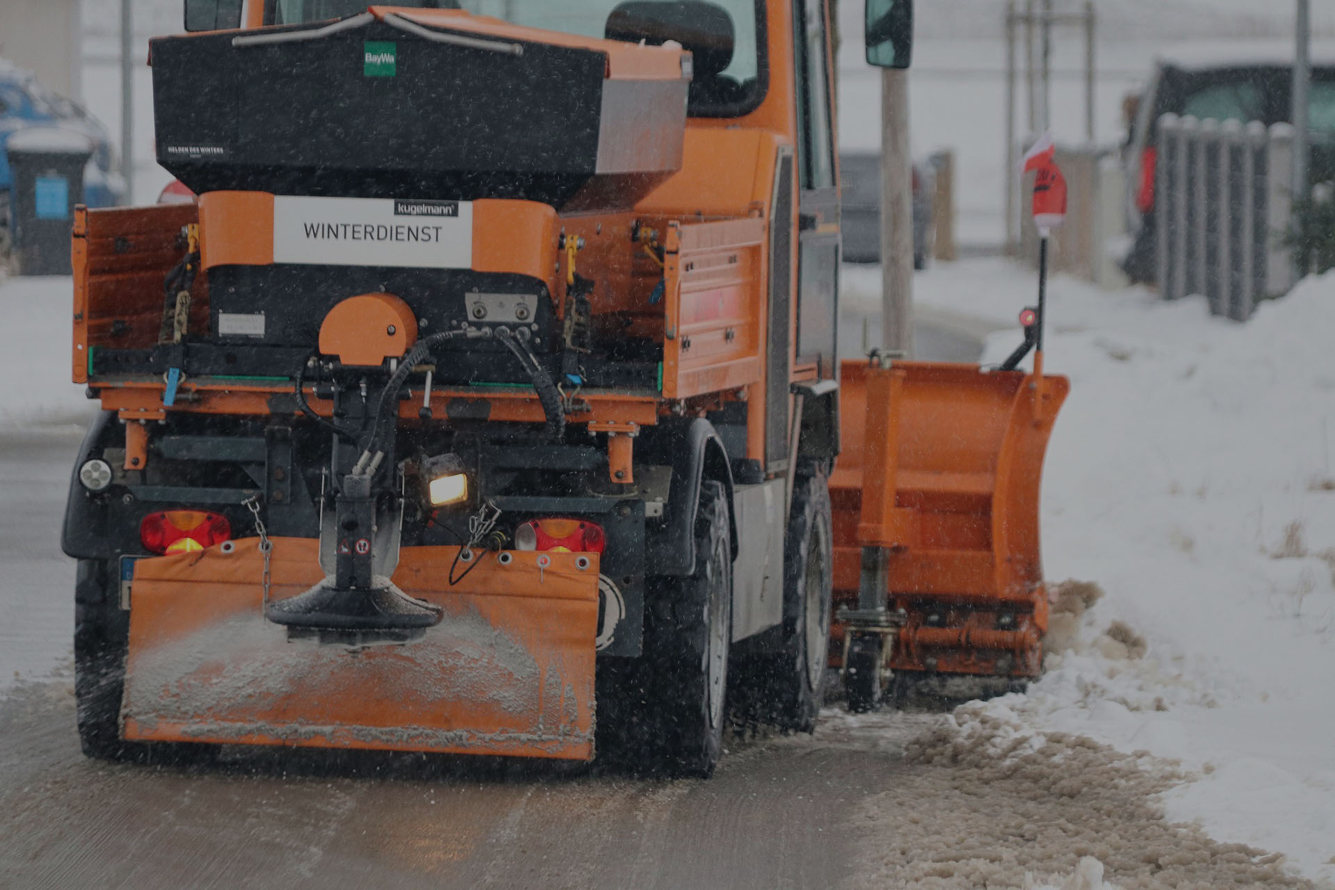 cambridge-logo-tri-city-commercial-property-maintenance-silver-maple-snow-removal